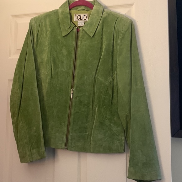 I have a new with out tags suede leather jacket - Picture 8 of 8